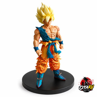 Figurine Son Goku Super Saiyan Tenue Déchirée - Dragon Ball Z™