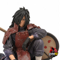 Figurine Madara Uchiwa avec le Gunbai de Guerre - Naruto™