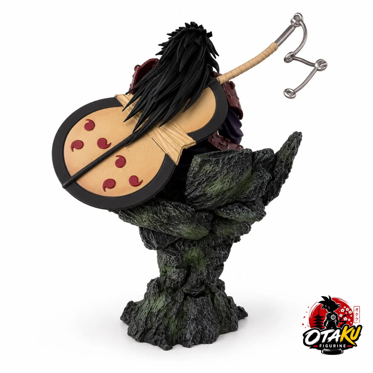 Figurine Madara Uchiwa avec le Gunbai de Guerre - Naruto™
