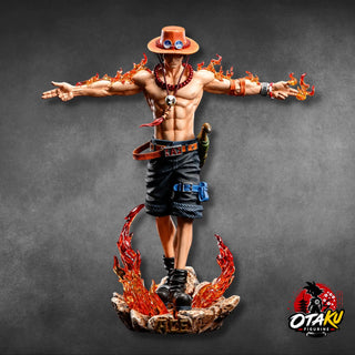 Figurine One Piece™ Ace Revêtement de Flammes
